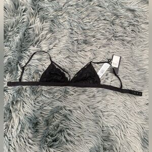 NEW GUESS Lace Bralette - Size XXS | Color: Black
